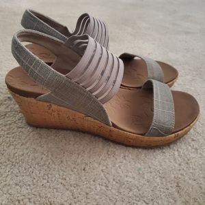 Sketchers wedge size 8